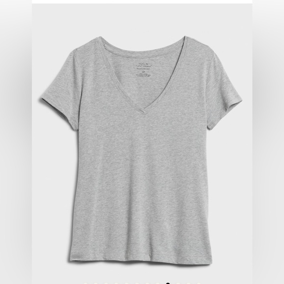 NWT Banana Republic TIMELESS V-NECK T-SHIRT Yellow Maize Size L - Picture 9 of 12